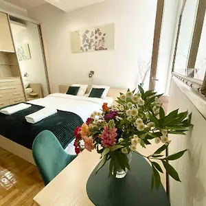 https://marka-apartment-8.krakowhotelspoland.com